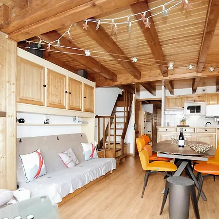 Elegant Proche Apartment